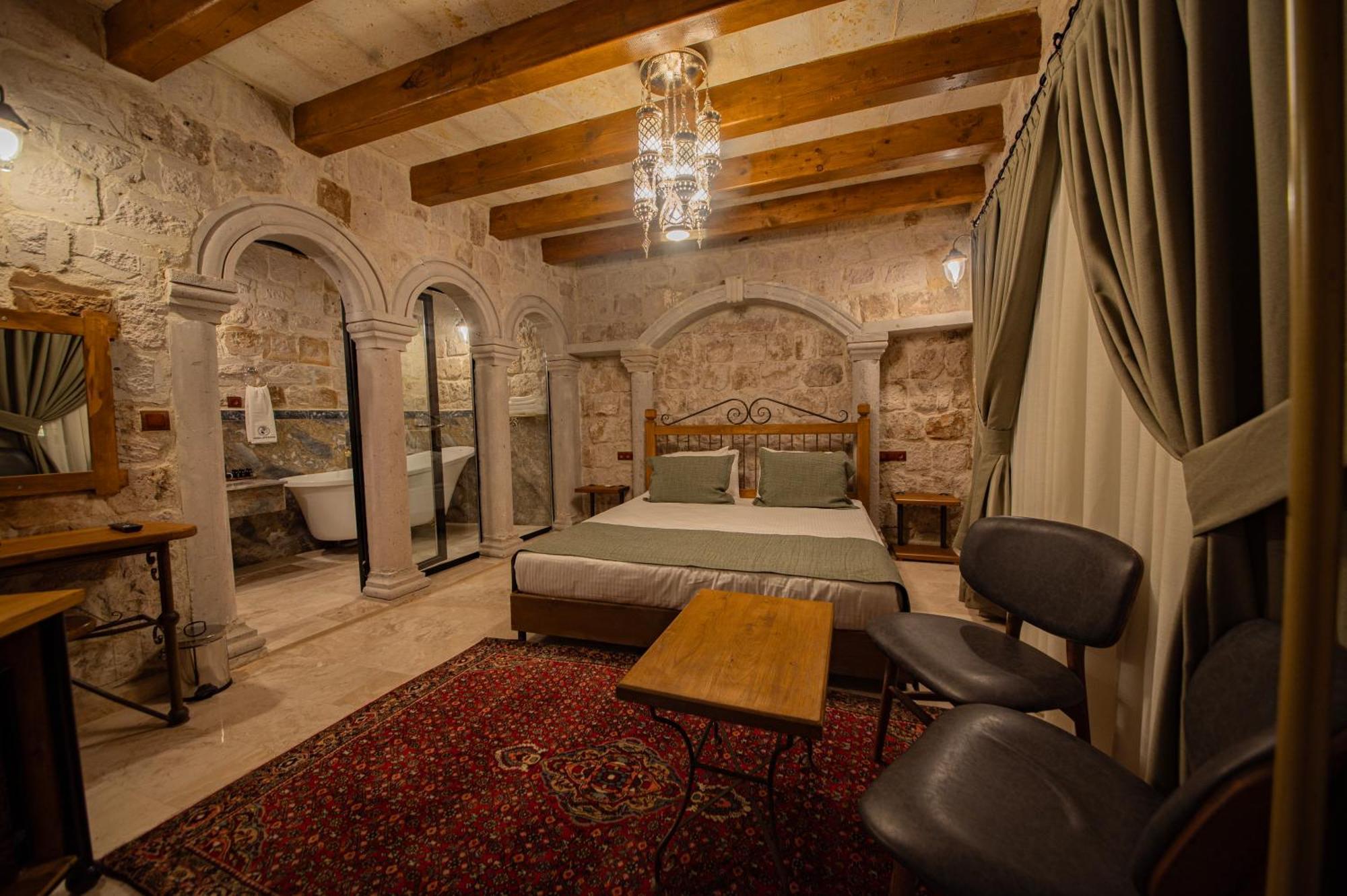 Ares Cave Suites Гореме Экстерьер фото